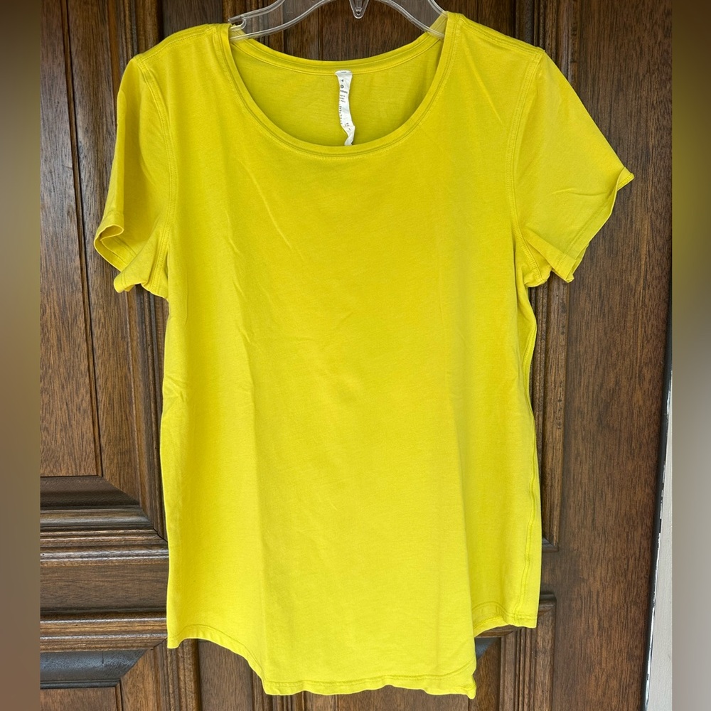 Lululemon shirt